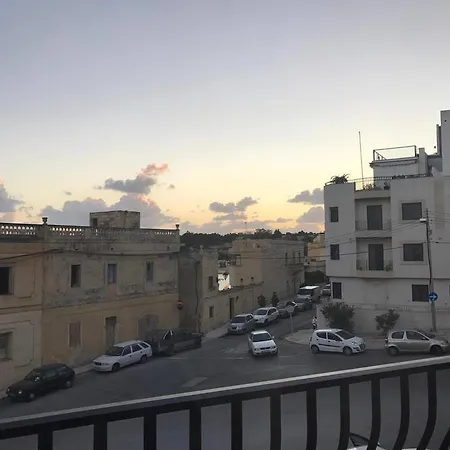 Apartament Cala Enza Suites Birżebbuġa