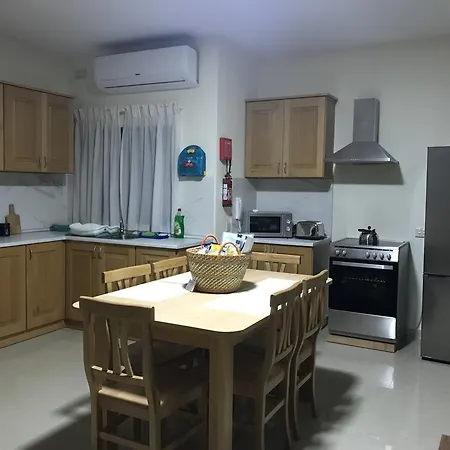 Cala Enza Suites Apartament